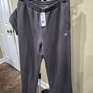 Adidas ESS Women's Wide Leg Pants Gray W/ Matching Tee Size M